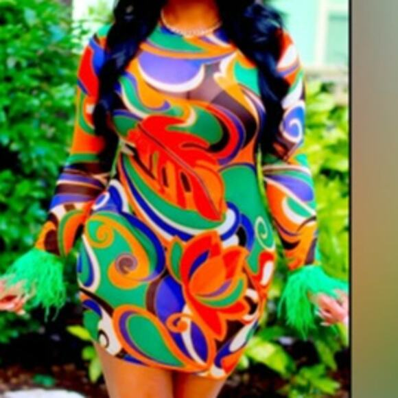 Cherie LA Women's Size Medium Mini Dress Sheer 70’s Hippie Psychedelic Body Con - Picture 11 of 12